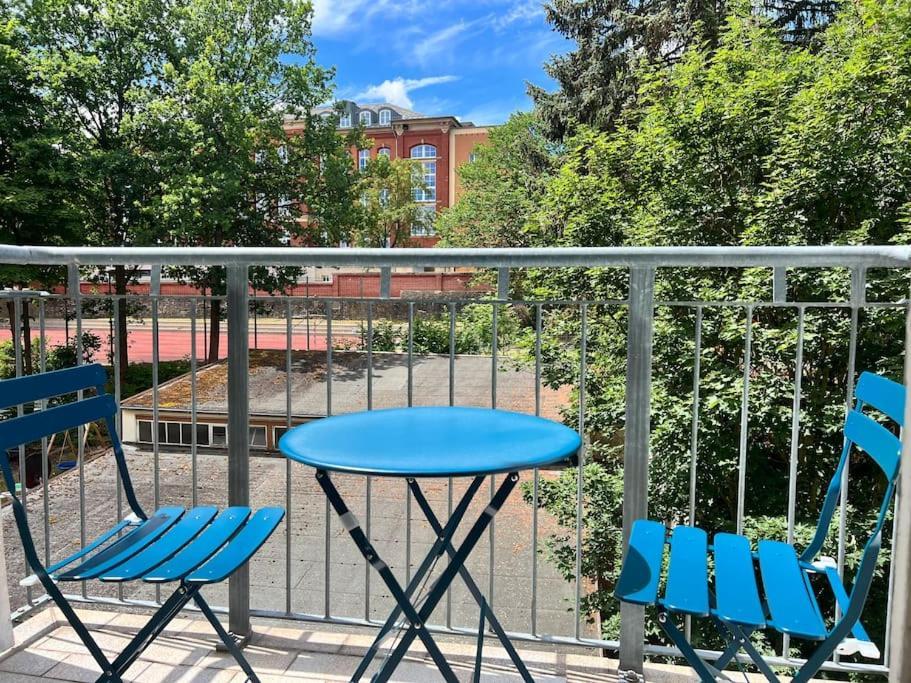 Schoenes City-Apartment Im Zentrum Mit Balkon هوف المظهر الخارجي الصورة